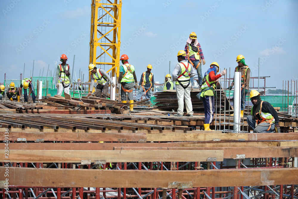 1000_F_230449136_7BxTusP6a2WZAsiFqIHVisH1kgoR4nM2