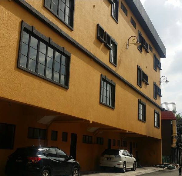 4 UNIT SHOP LOTS, PORT KLANG 1